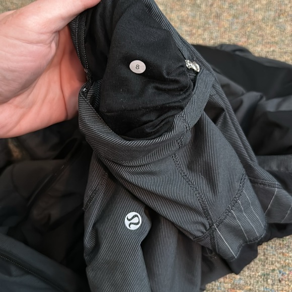 Lululemon hooded jacket with detailing - Picture 6 of 6